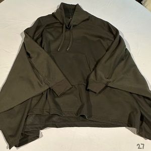 Green poncho sweater | Felina | One size